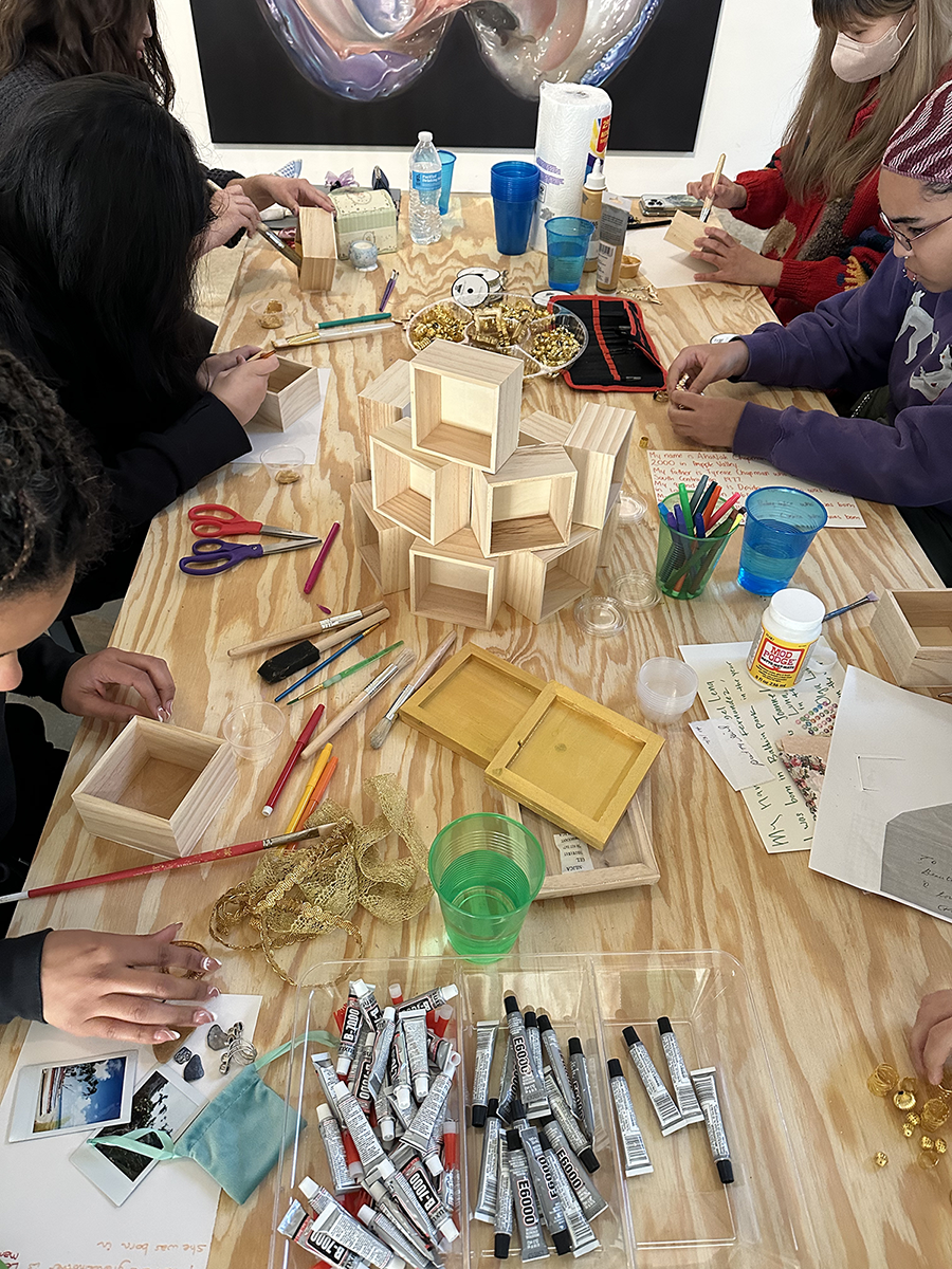 Photos from workshop by Loni Johnson. Photo: The Artist.